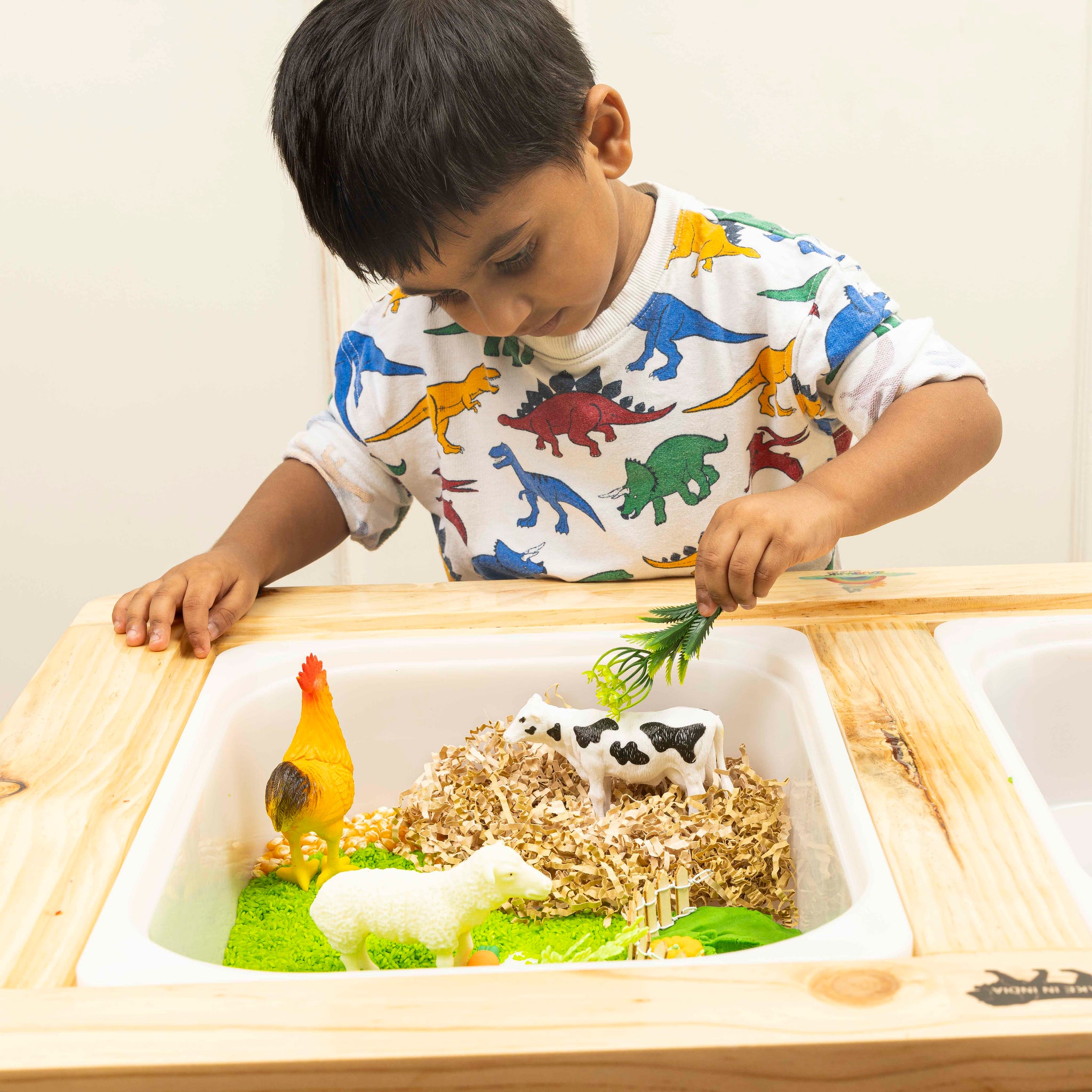 Farm Animal Sensory Bin Ideas Creative Farm Sensory Bin